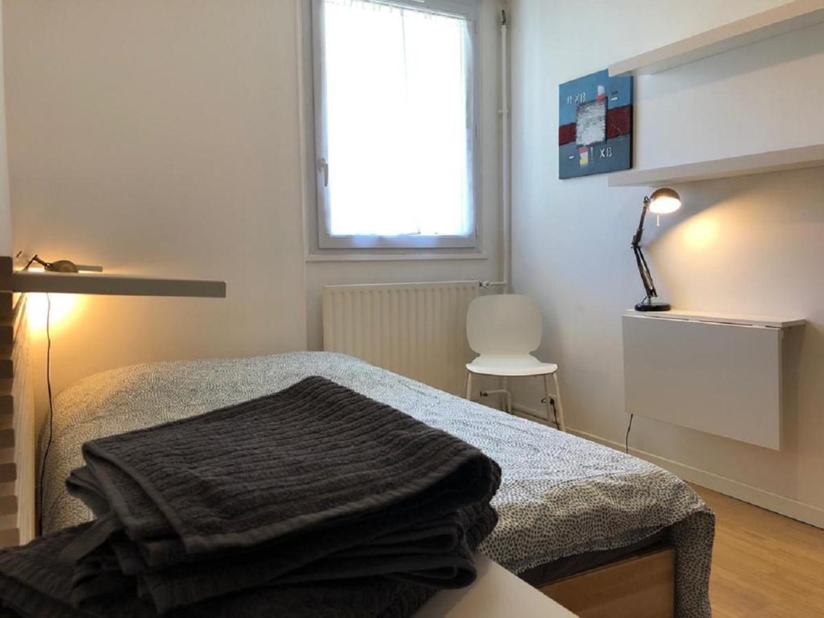 Chambre Paisible Tout Confort Bed and Breakfast Courcouronnes Esterno foto