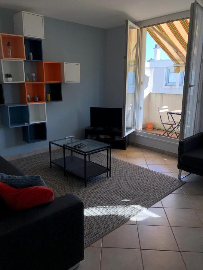 Chambre Paisible Tout Confort Bed and Breakfast Courcouronnes Esterno foto