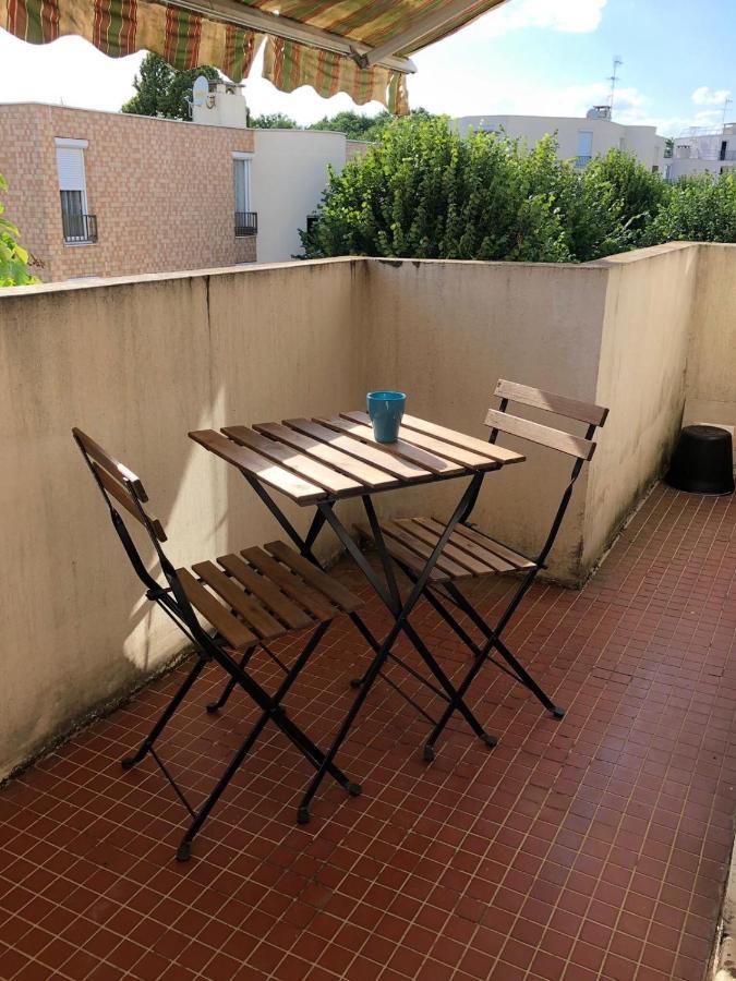 Chambre Paisible Tout Confort Bed and Breakfast Courcouronnes Esterno foto